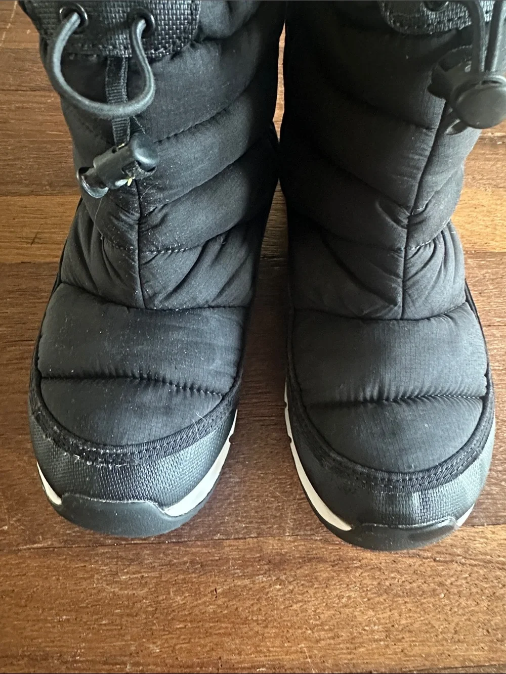 The North Face ThermoBall Winter Boots Boys Size 7 Black Snow Boots